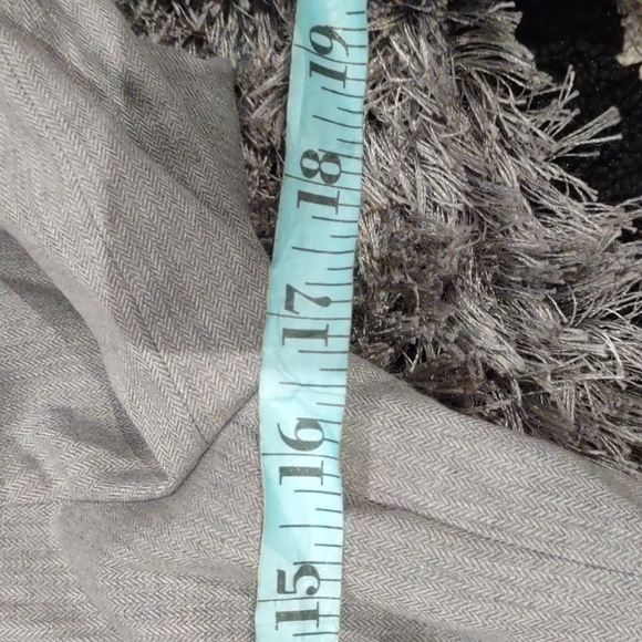 Beautiful grey blazer by Banana Republic 🌼 - Picture 4 of 16